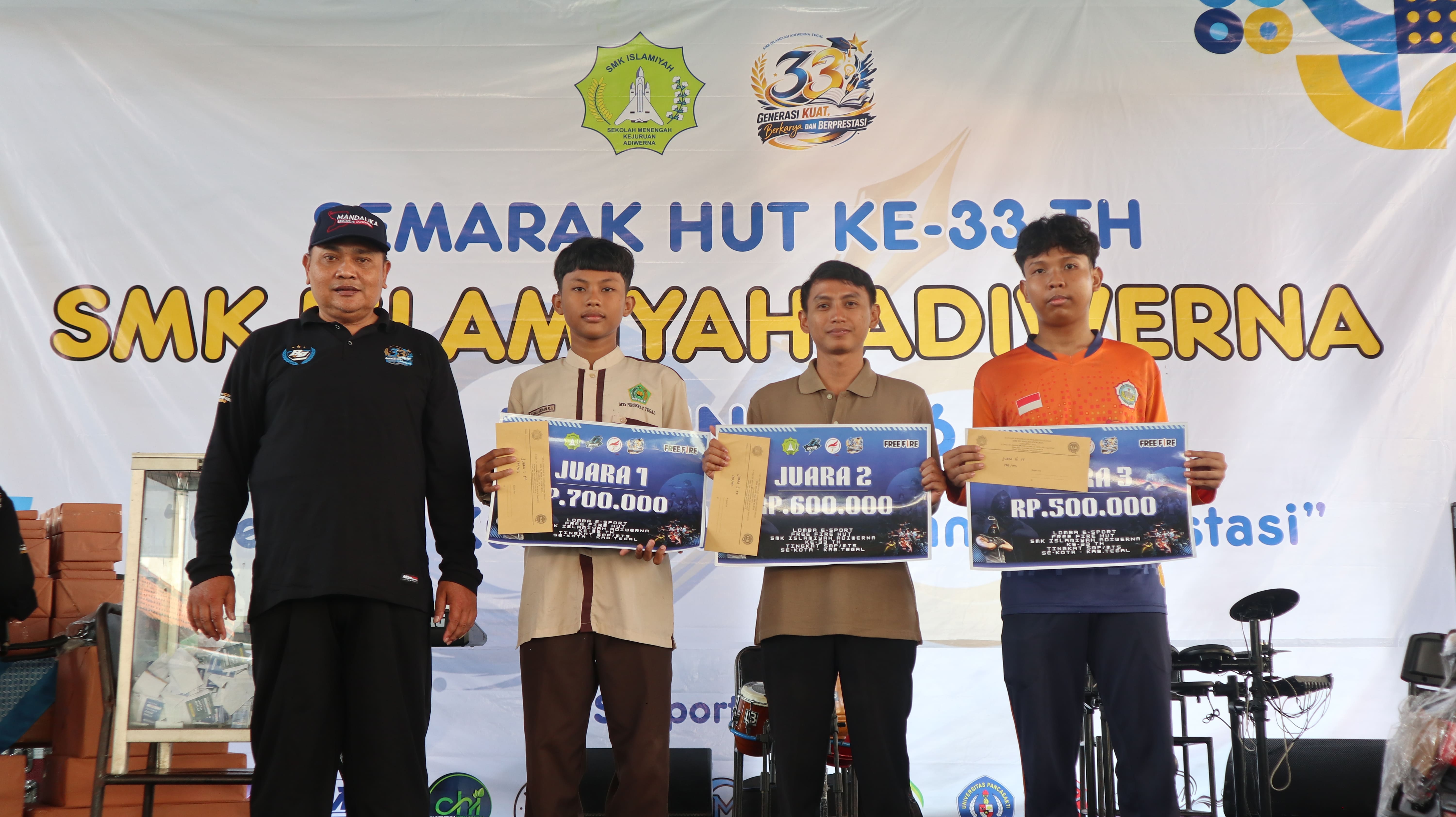 Juara Lomba FF Antar SMP